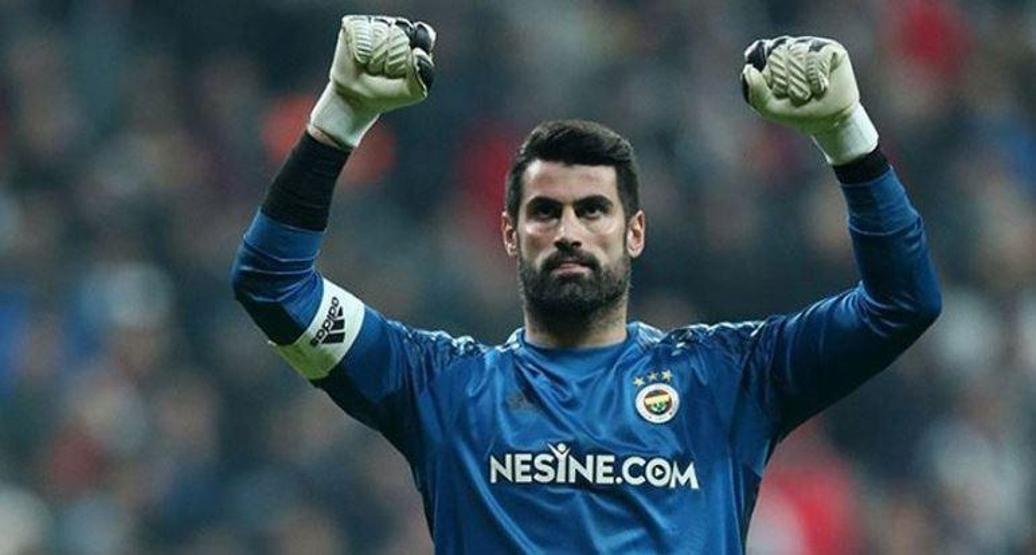 Emre Belözoğlunu ikna etti