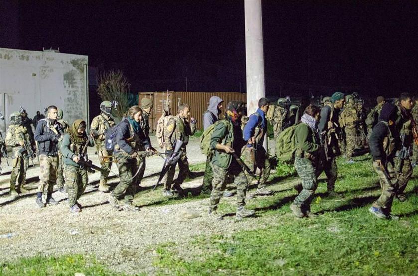 ABD, YPGlileri helikopterlerle böyle indirdi