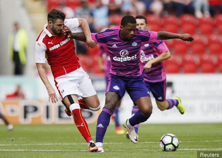 Beşiktaş Jeremain Lensi resmen istedi / İşte Sunderlandın yanıtı
