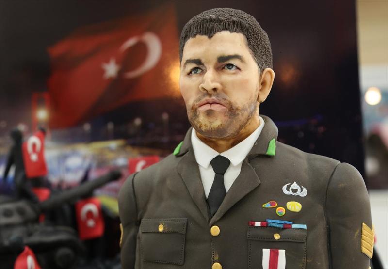15 Temmuz şehidi Ömer Halisdemiri pasta yaptılar