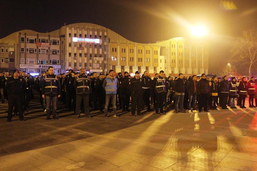 Sakaryada gece 1150 polis acil koduyla tatbikat için çağrıldı