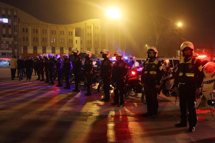 Sakaryada gece 1150 polis acil koduyla tatbikat için çağrıldı