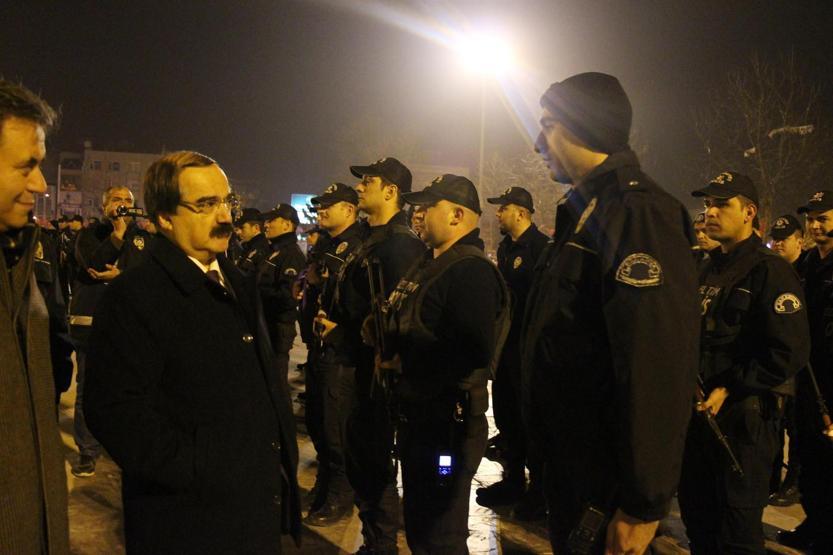 Sakaryada gece 1150 polis acil koduyla tatbikat için çağrıldı