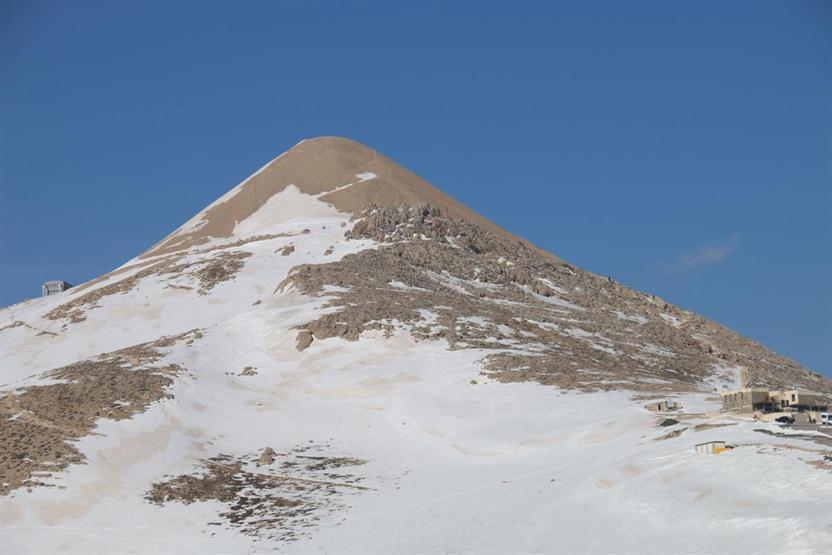Karlar eridi Nemrut Dağına ilgi arttı