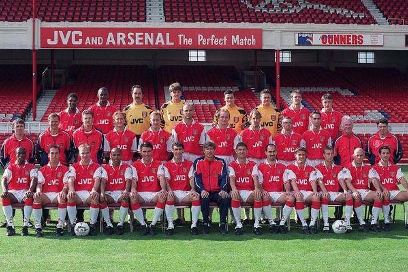 Arsene Wenger Arsenalin başına geldiğinde buralar hep dutluktu