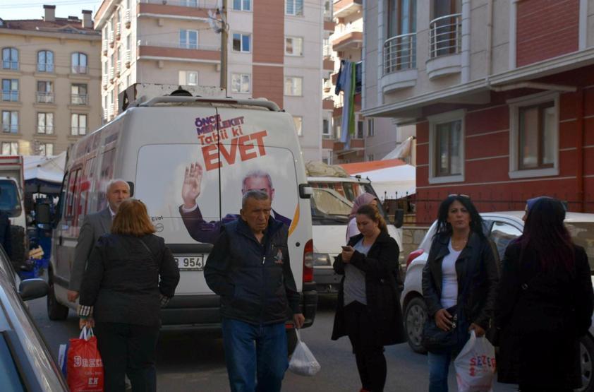 AK Parti aracının şoförü darp edildi