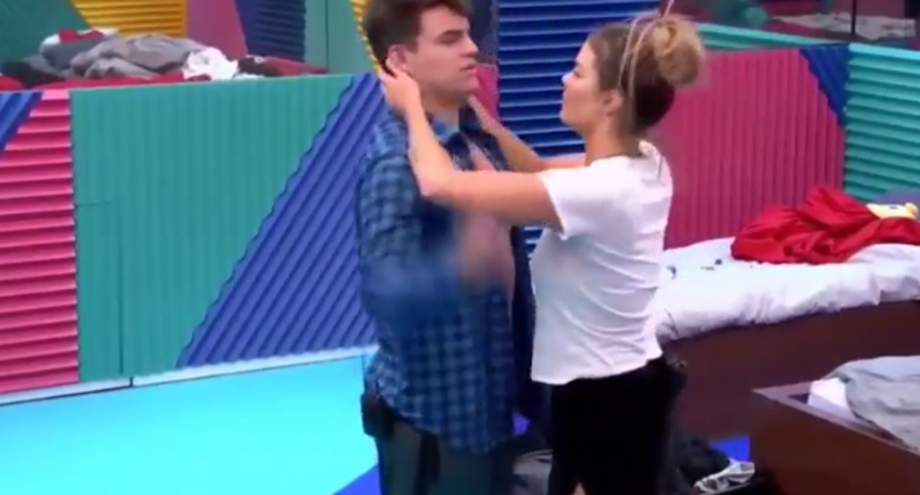Aly Eckmann bir kez daha gündeme oturdu