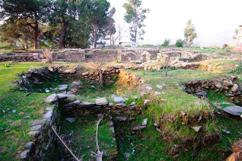 İzmirdeki tarihi Beydağ Kalesinde restorasyon