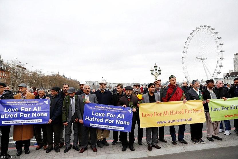 Londra saldırısı sonrası dayanışma programı