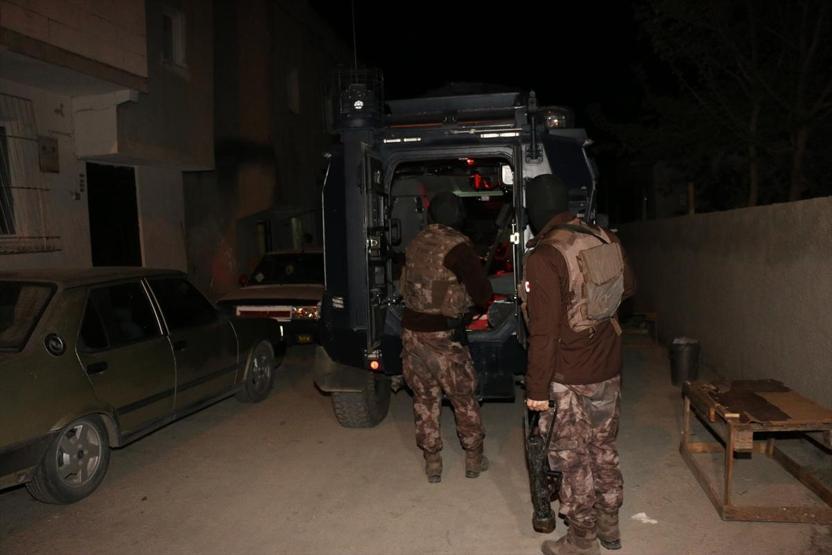 Adanada DEAŞ operasyonu