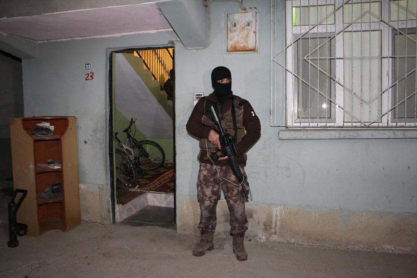 Adanada DEAŞ operasyonu