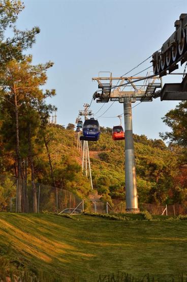 İzmirin teleferiği yeniden çalışmaya başladı