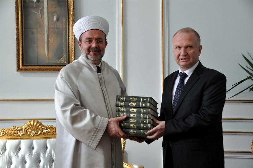 İki yılda 356 cami saldırıya uğradı