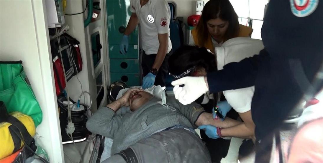 Silahlı saldırganlar güvenlik kamerasında