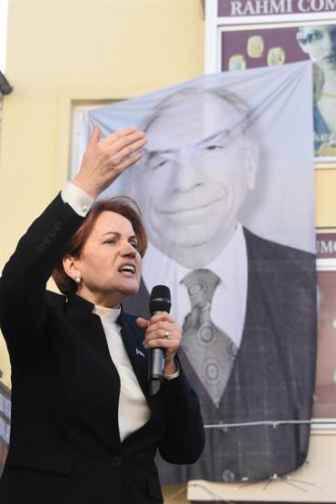 Meral Akşener, Devlet Bahçeliye bu soruyu sordu