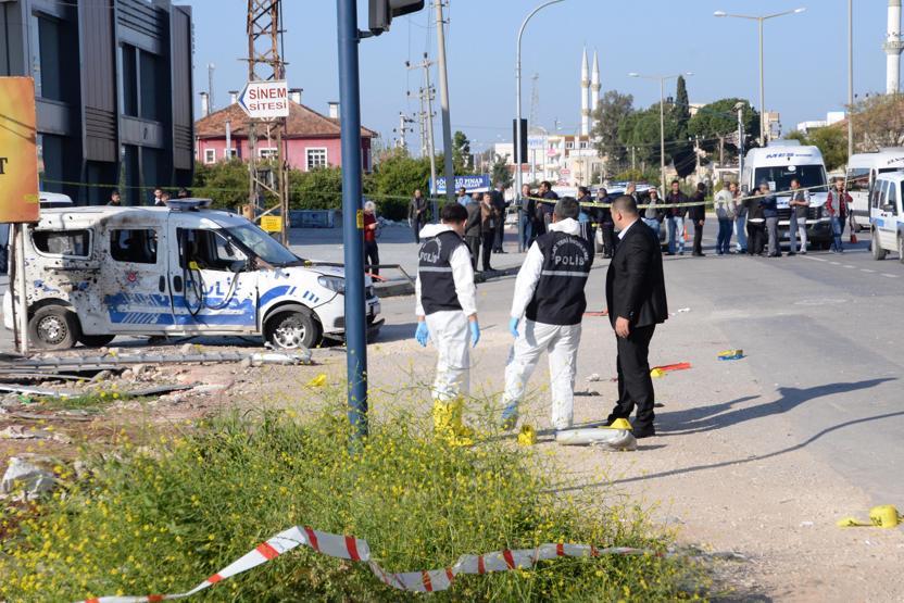 Son dakika: Mersinde polise bombalı saldırı