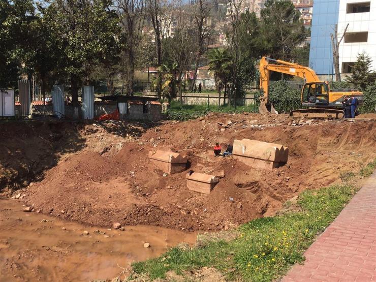 Temel kazısından ortaya çıkan lahit sayısı 5e çıktı