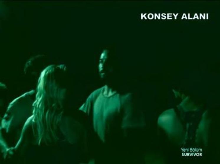 Survivorda ünlüler birbirine girdi