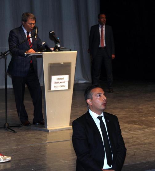 Ümit Özdağ: Türkiye Cumhuriyetinin adı değişecek