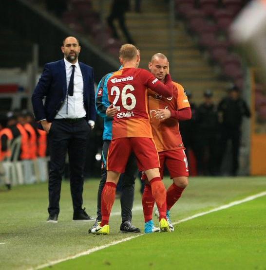Sneijderin neden tuvalete gittiği belli oldu