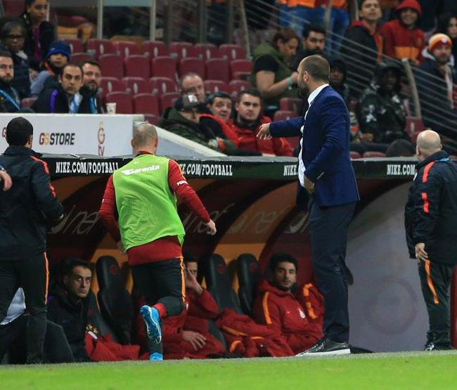 Sneijderin neden tuvalete gittiği belli oldu