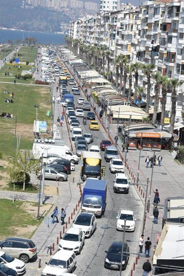 İzmir Kordonda trafik çilesi