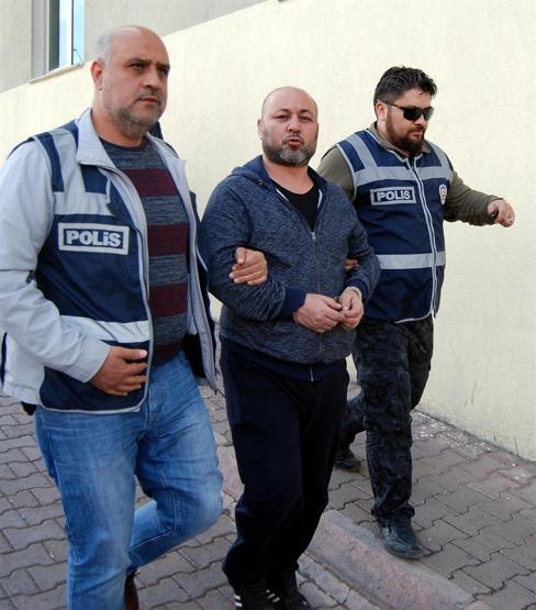 CHP’lileri kesmek lazım diye bağırıyordu