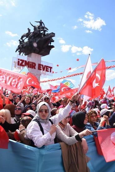 Binali Yıldırım: Hiçkimse Evet- Hayır diyenleri ayrıştıramaz