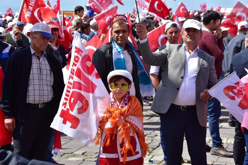 Binali Yıldırım: Hiçkimse Evet- Hayır diyenleri ayrıştıramaz