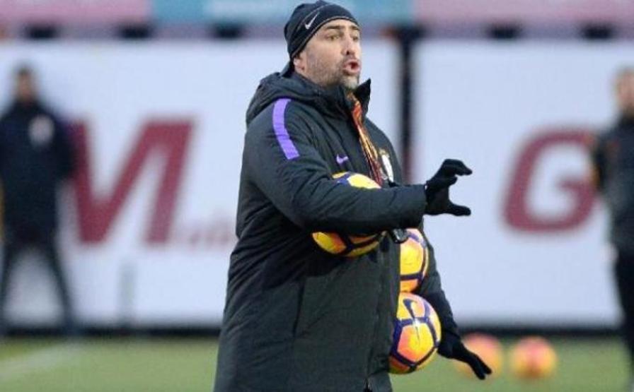 Hakan Ünsal yeni hocayı duyurdu