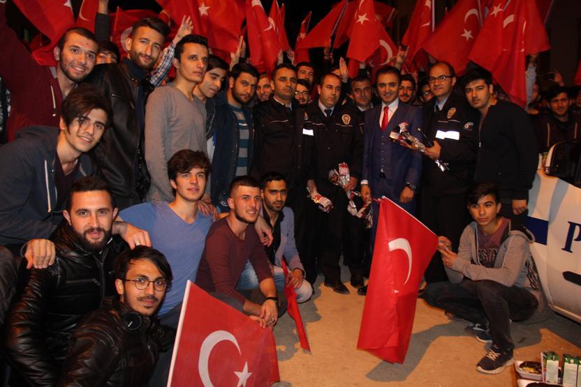 Polis kavga var ihbarı üzerine geldi, sürprizle şaşırdı