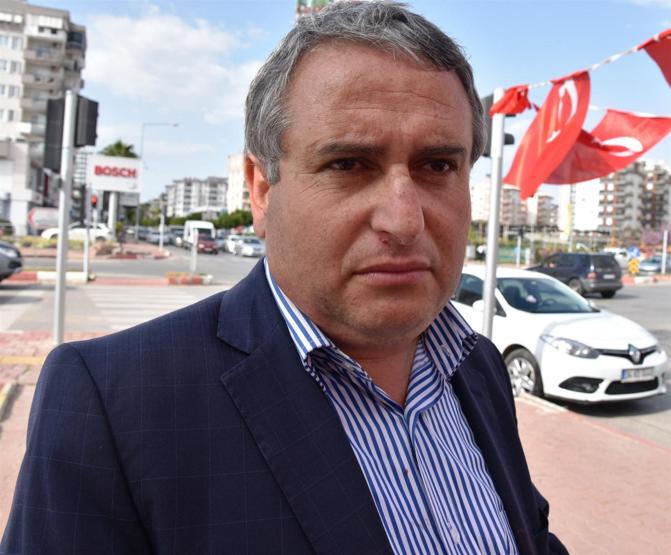AK Partinin referandum standına saldırı