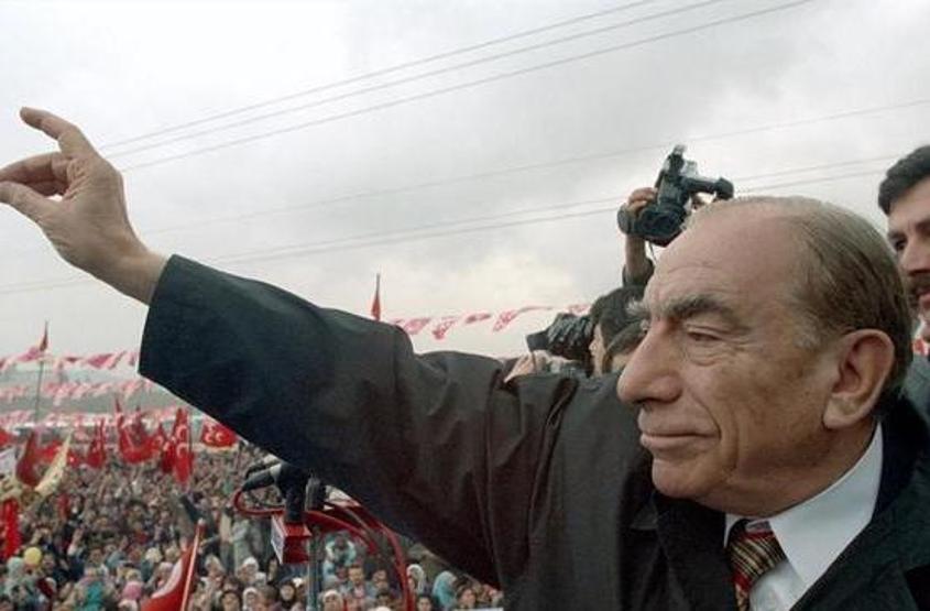 Alparslan Türkeşin eşi Seval Türkeş referandum kararını açıkladı