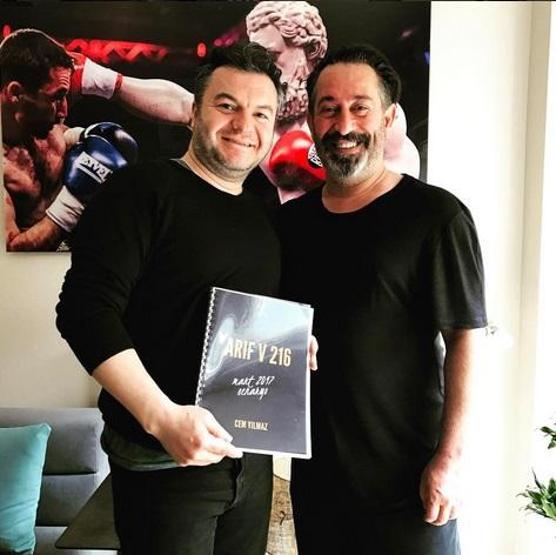 Cem Yılmaz’dan eski eşine sürpriz