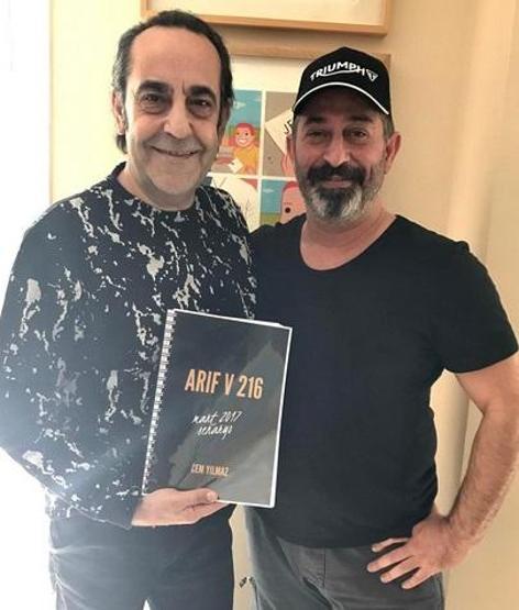 Cem Yılmaz’dan eski eşine sürpriz