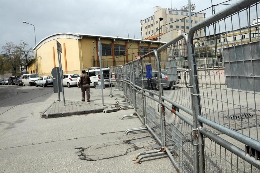 Gaziantepte, cemevi çevresinde güvenlik önlemi