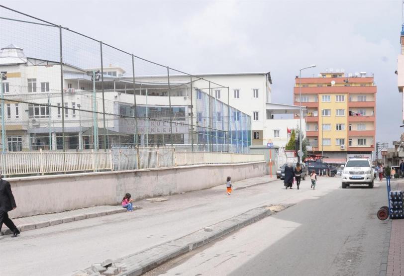 Gaziantepte, cemevi çevresinde güvenlik önlemi