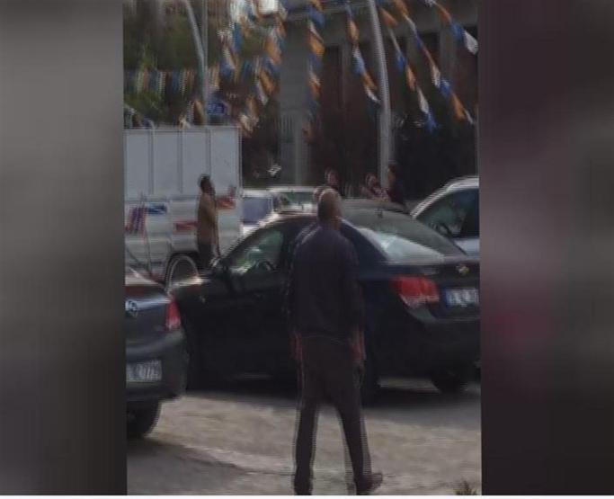 Ak Parti Genel Merkezi önünde intihar girişimi