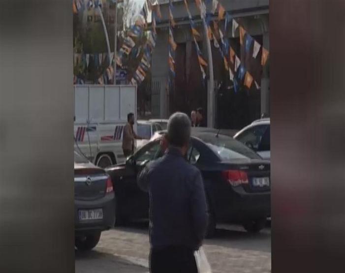 Ak Parti Genel Merkezi önünde intihar girişimi