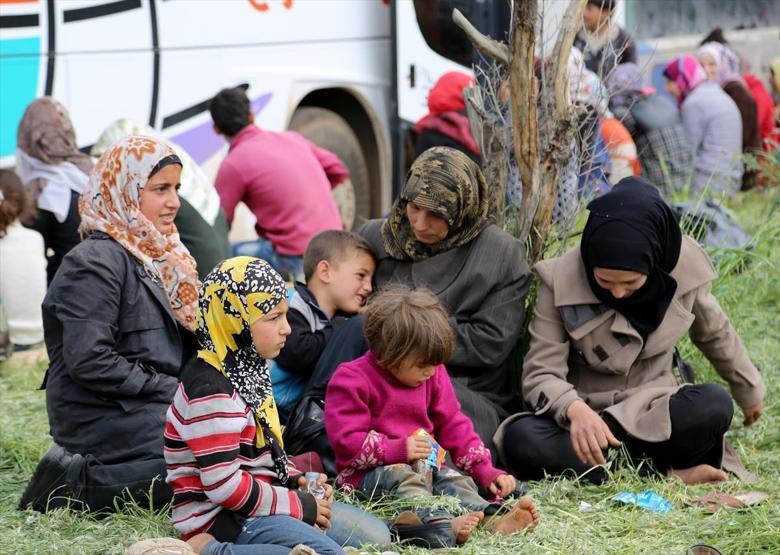 Suriyede tahliye konvoyuna saldırı: Ölü sayısı artıyor