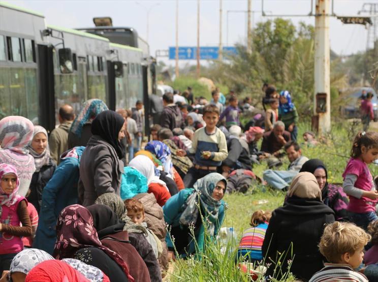 Suriyede tahliye konvoyuna saldırı: Ölü sayısı artıyor
