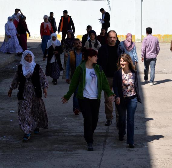 Başak Demirtaş tek başına oy kullandı
