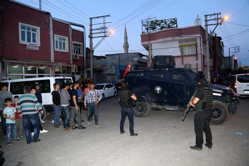 Silahlı kavgada 1 çocuk öldü, 4 kişi yaralandı
