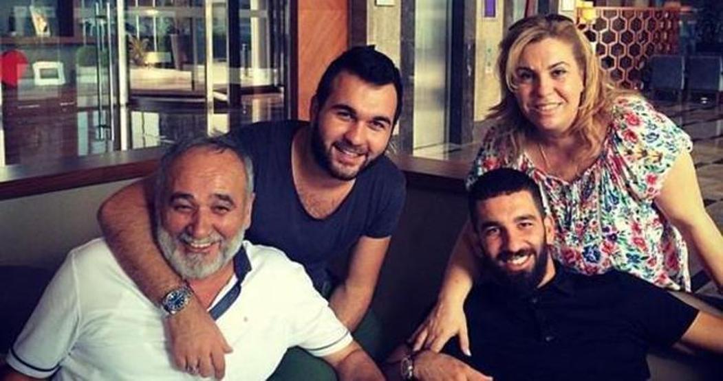Arda Turan kardeşine Boğazda ev tuttu