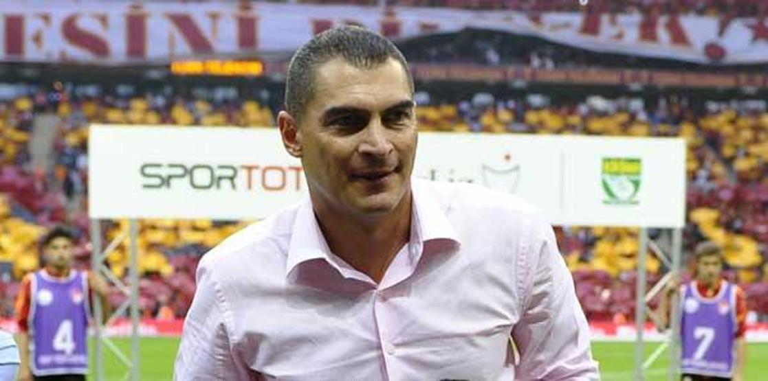 Galatasarayın eski kalecisi Mondragon silahlı soyguncularla karşılaştı