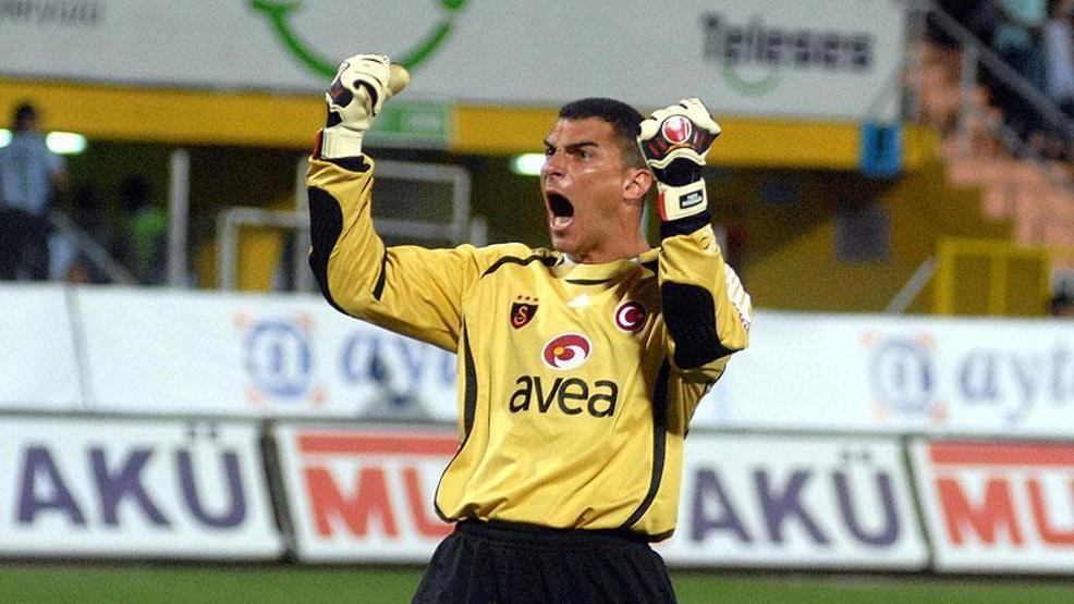 Galatasarayın eski kalecisi Mondragon silahlı soyguncularla karşılaştı
