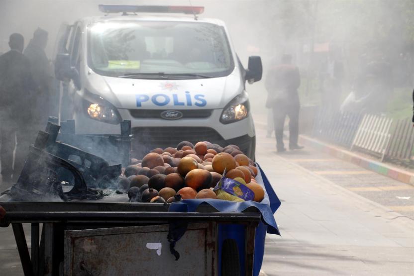 Ekmek teknemi yakıyorum