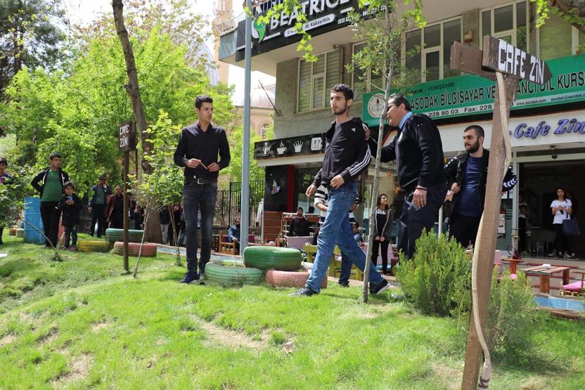 Ekmek teknemi yakıyorum