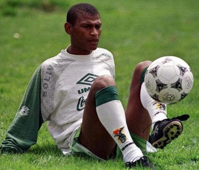 Hayatına son veren futbolcular