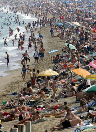 Barcelonadan turistlere: Yeter lütfen gelmeyin